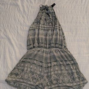 Forever 21 Sleeveless Romper